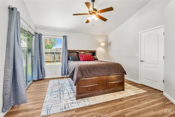 9004 Jenna Kathryn, Bakersfield, California 93312