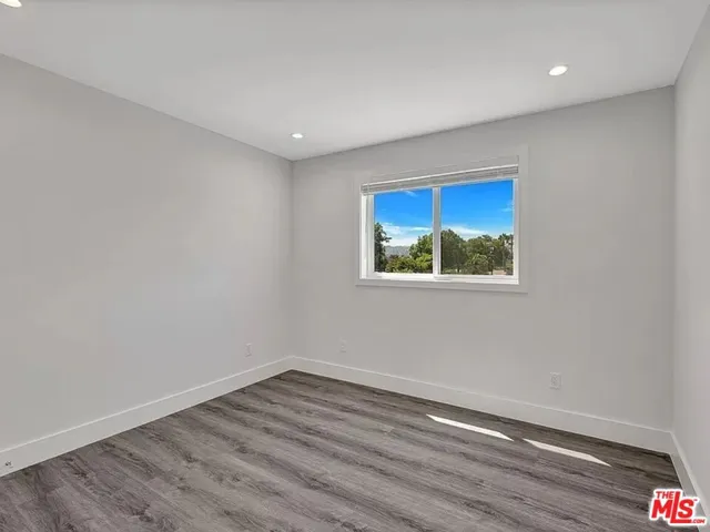 5752 Kester Avenue, Van Nuys, California 91411