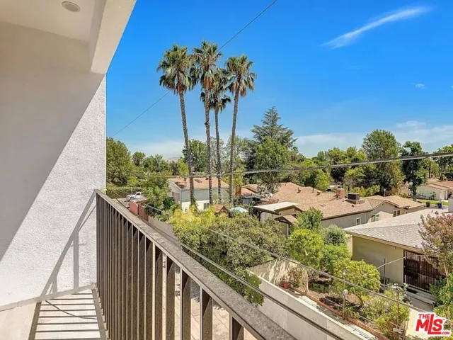 5752 Kester Avenue, Van Nuys, California 91411