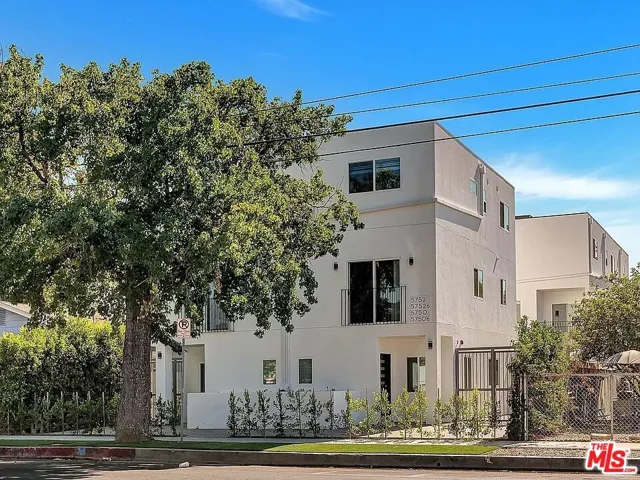 5752 Kester Avenue, Van Nuys, California 91411