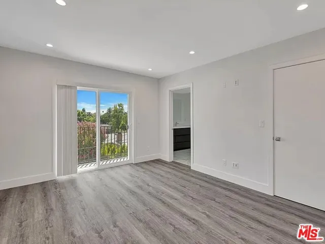 5752 Kester Avenue, Van Nuys, California 91411