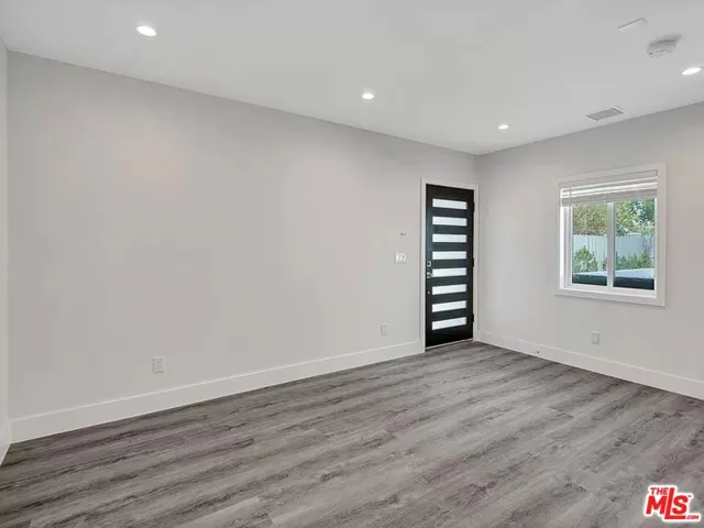 5752 Kester Avenue, Van Nuys, California 91411
