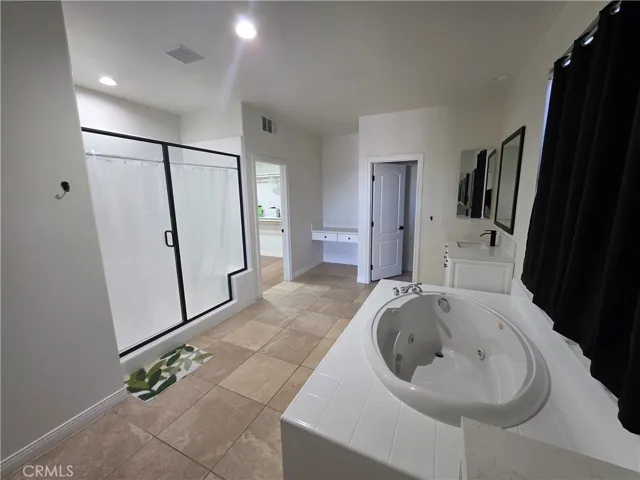 51 Volta Del Tintori, Lake Elsinore, California 92532