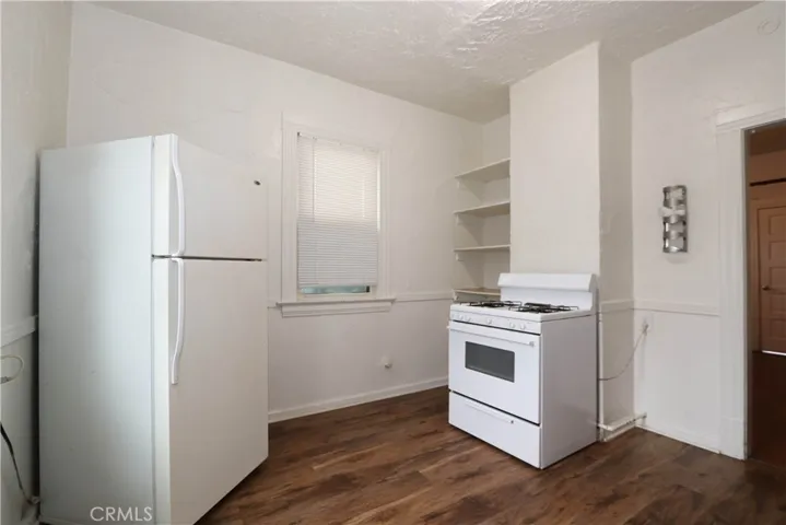 3907 Chestnut Street, Riverside, California 92501