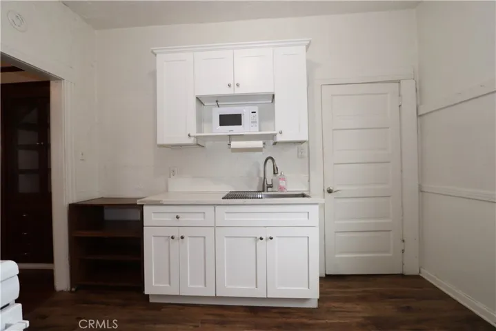 3907 Chestnut Street, Riverside, California 92501