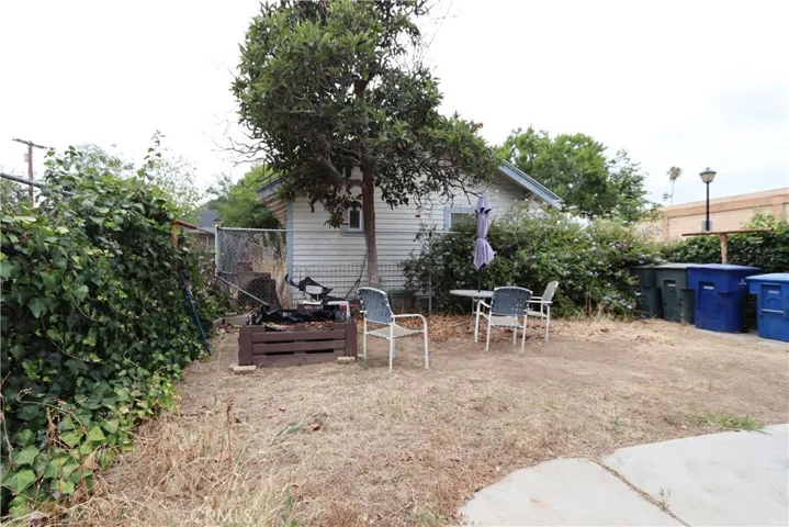 3907 Chestnut Street, Riverside, California 92501