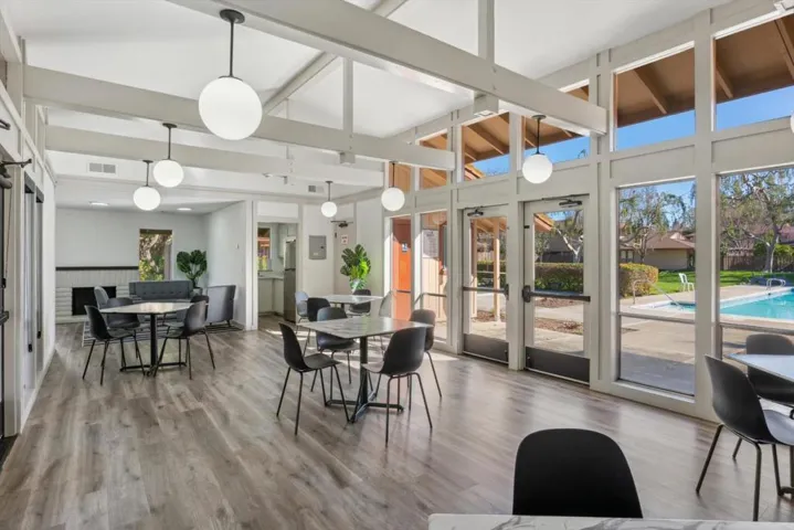 205 Red Oak Drive P, Sunnyvale, California 94086
