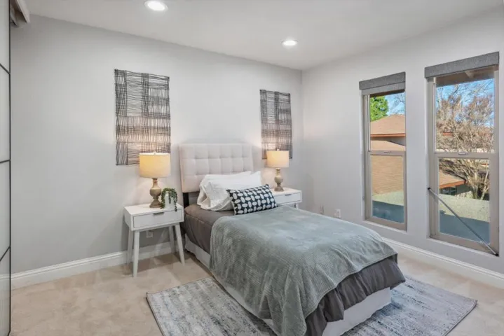 205 Red Oak Drive P, Sunnyvale, California 94086