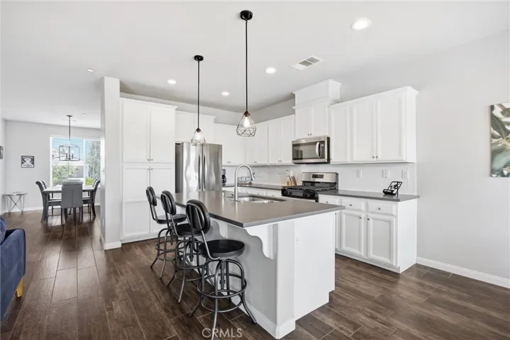 1906 Mcintosh Way, Bakersfield, California 93312