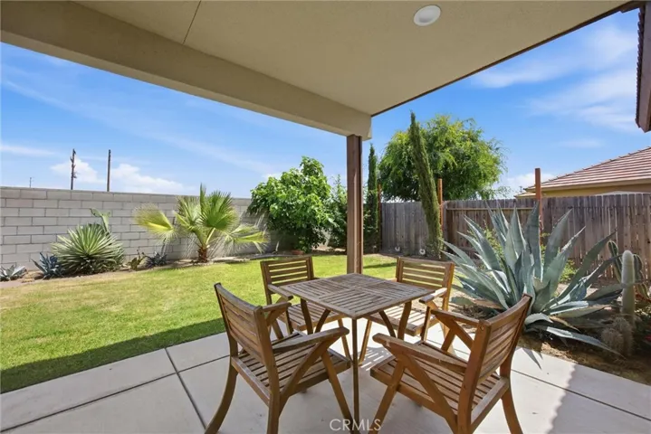 1906 Mcintosh Way, Bakersfield, California 93312