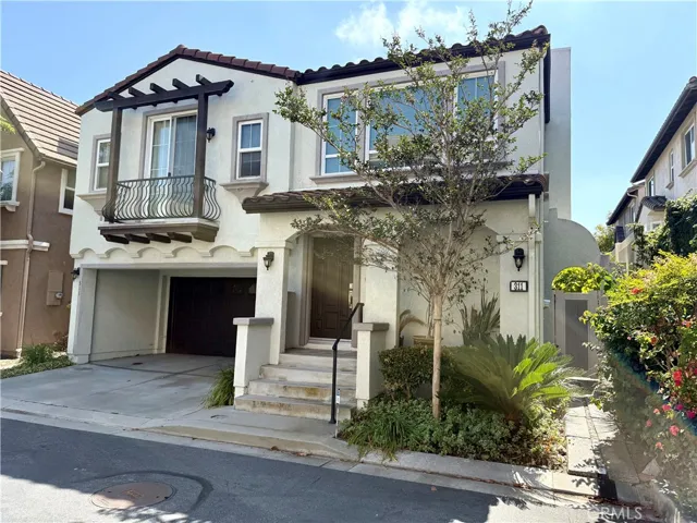 2889 Plaza Del Amo 311, Torrance, California 90503