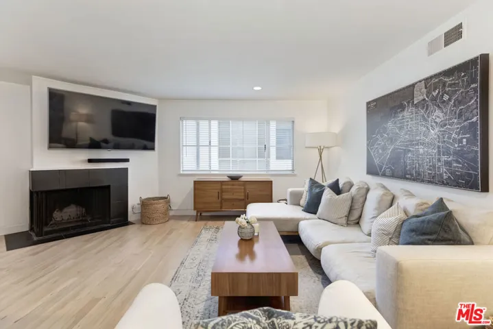 928 7th Street 3, Santa Monica, California 90403