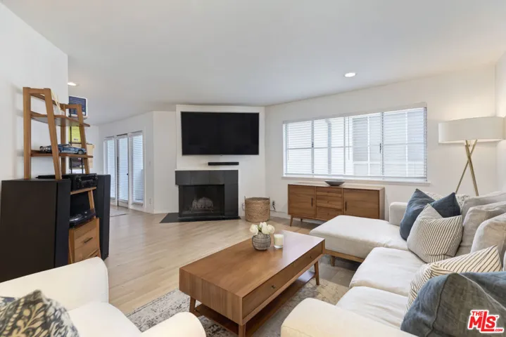 928 7th Street 3, Santa Monica, California 90403