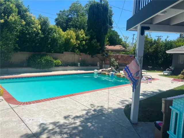 1016 Roldan, Simi Valley, California 93065