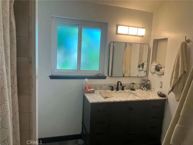 1016 Roldan, Simi Valley, California 93065