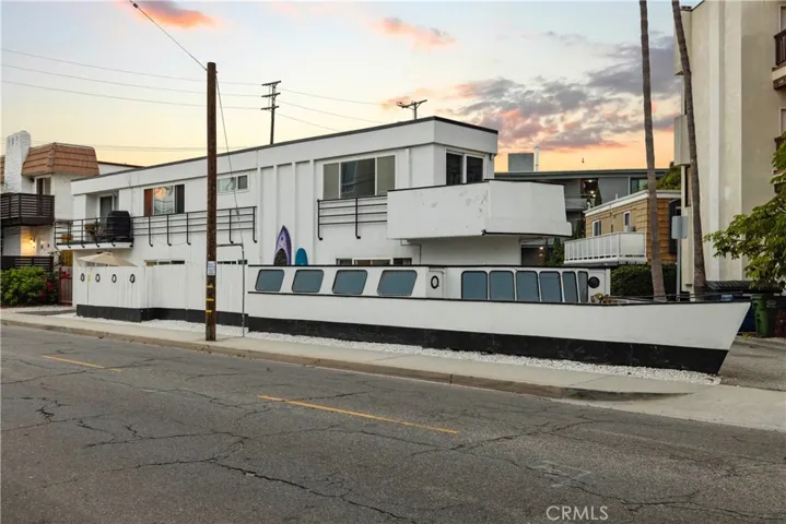 3906 Pacific Avenue, Marina Del Rey, California 90292