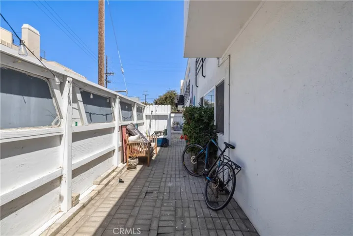 3906 Pacific Avenue, Marina Del Rey, California 90292