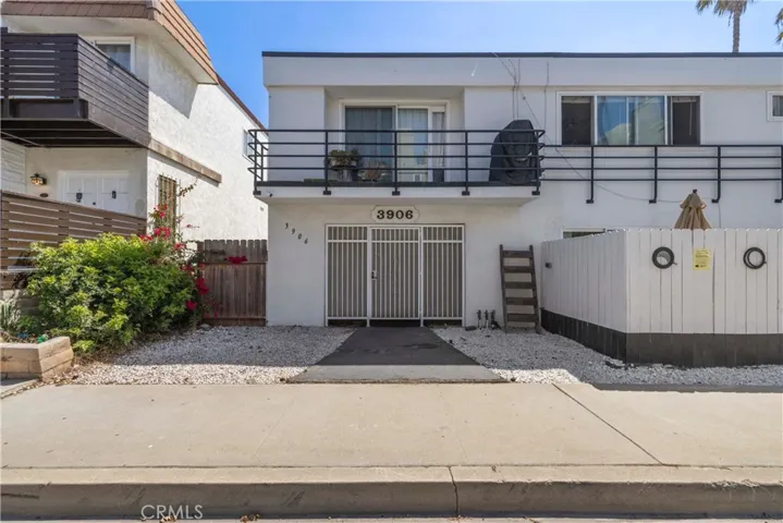 3906 Pacific Avenue, Marina Del Rey, California 90292