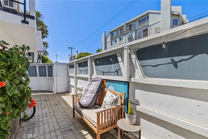 3906 Pacific Avenue, Marina Del Rey, California 90292