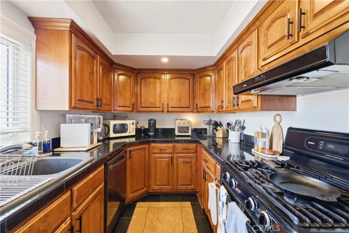 3906 Pacific Avenue, Marina Del Rey, California 90292