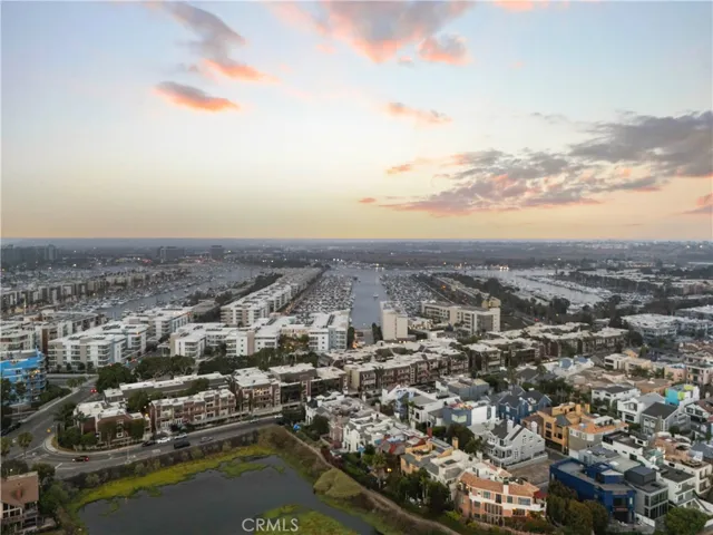 3906 Pacific Avenue, Marina Del Rey, California 90292