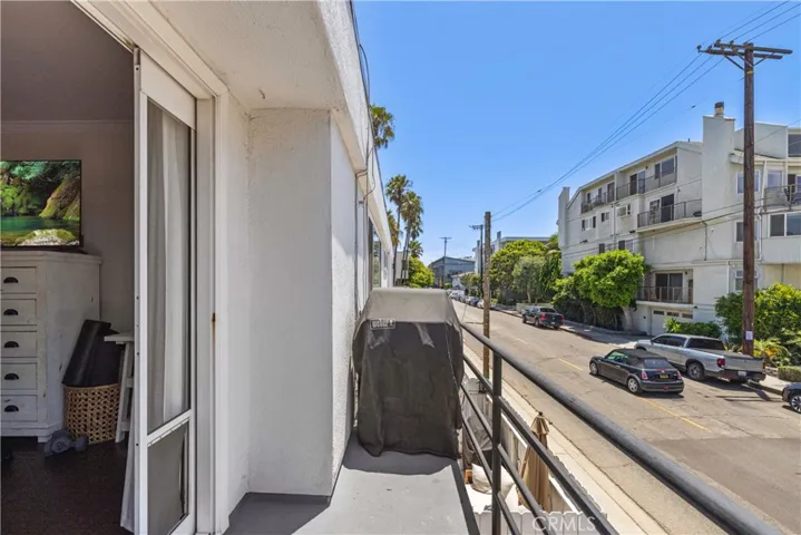 3906 Pacific Avenue, Marina Del Rey, California 90292