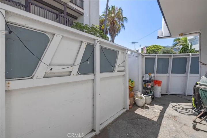 3906 Pacific Avenue, Marina Del Rey, California 90292