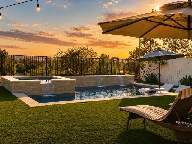 24321 Encorvado Lane, Mission Viejo, California 92691