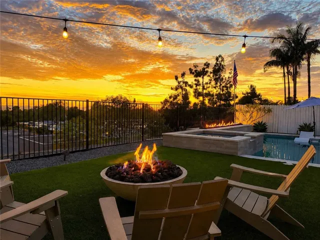 24321 Encorvado Lane, Mission Viejo, California 92691