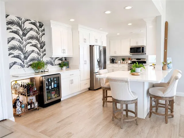 24321 Encorvado Lane, Mission Viejo, California 92691