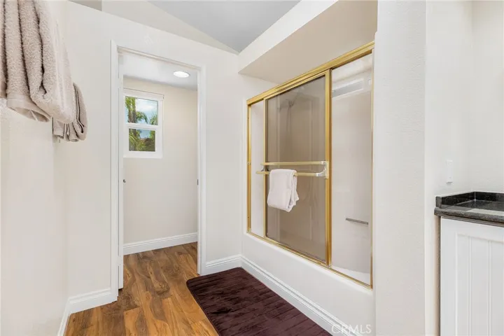 Tub/Shower combo in primary.
