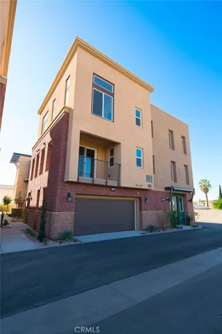 422 W Route 66 94, Glendora, California 91740