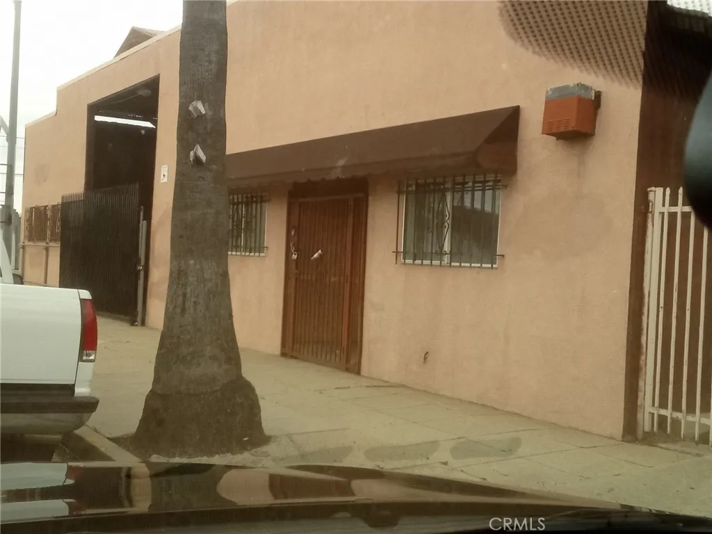 1091 W 2nd, Pomona, California 91766 — photo 5