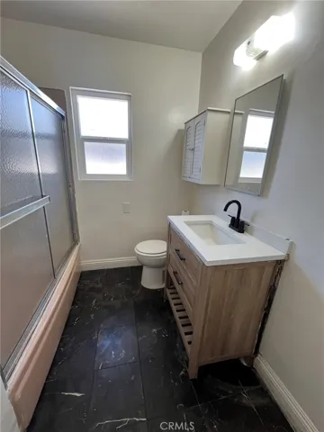 14612 Wyandotte 9, Van Nuys, California 91405