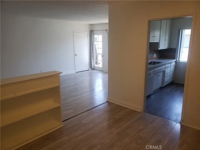 14612 Wyandotte 9, Van Nuys, California 91405