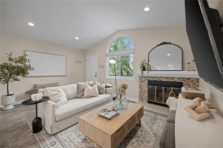 7 Rosa, Rancho Santa Margarita, California 92688