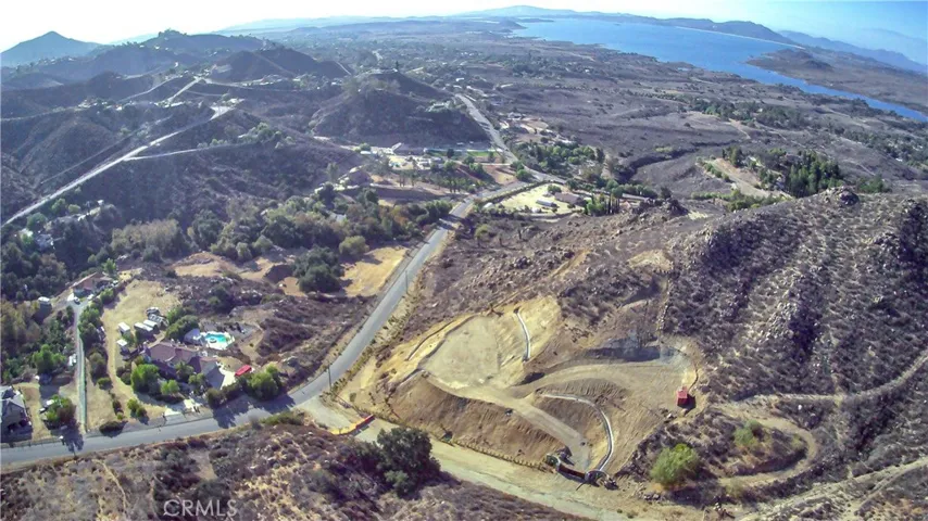 20653 Mustang Court, Lake Mathews, California 92570