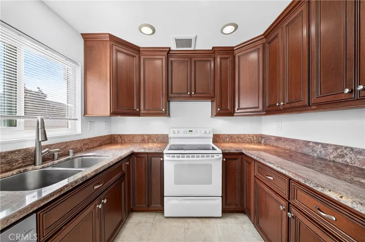 6638 Bridle Circle, Yorba Linda, California 92886