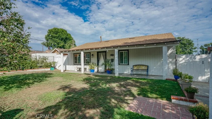 15370 Kadota, Sylmar, California 91342