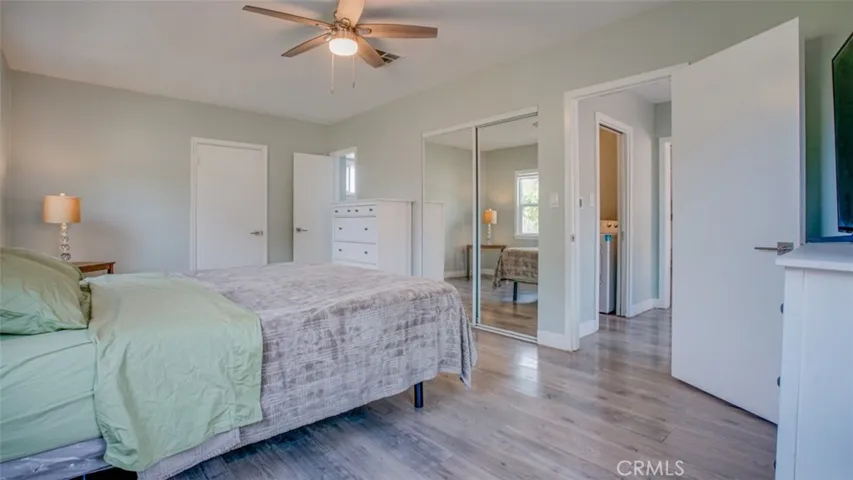 15370 Kadota, Sylmar, California 91342