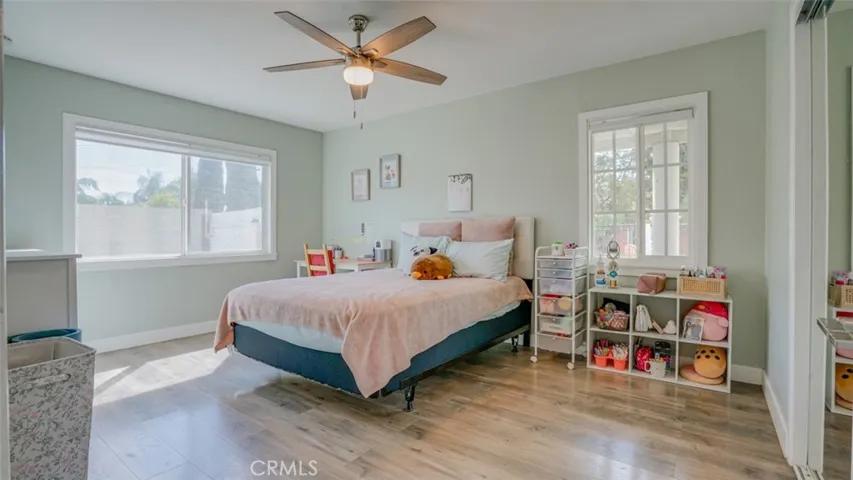 15370 Kadota, Sylmar, California 91342