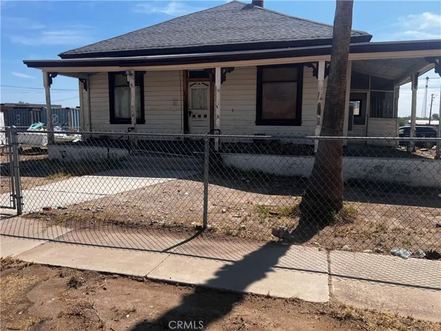 421 Palm Way, Needles, California 92363