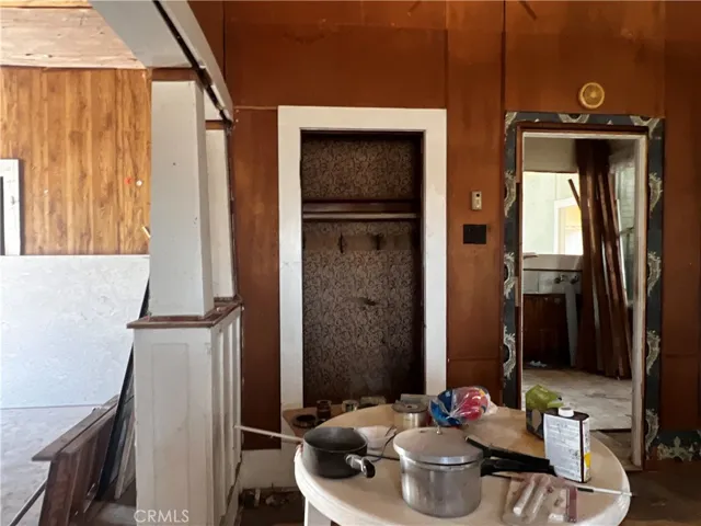 421 Palm Way, Needles, California 92363