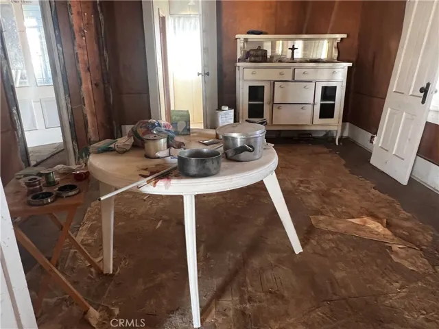 421 Palm Way, Needles, California 92363
