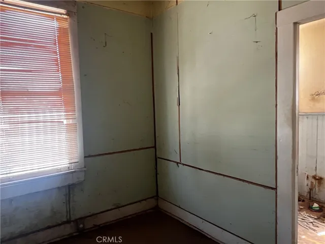 421 Palm Way, Needles, California 92363