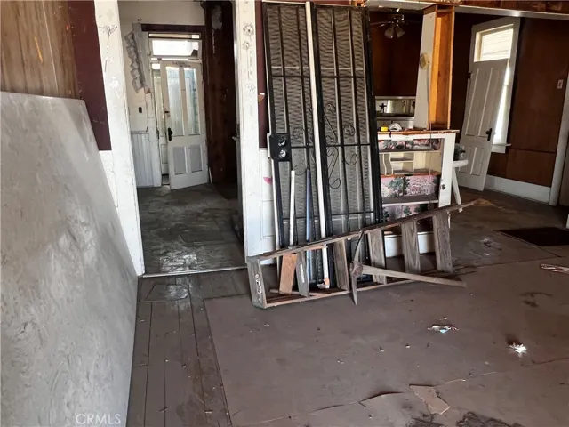 421 Palm Way, Needles, California 92363