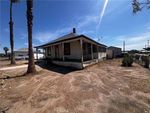 421 Palm Way, Needles, California 92363