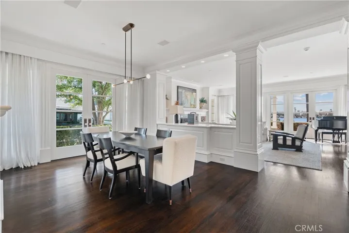 2411 Bayshore, Newport Beach, California 92663