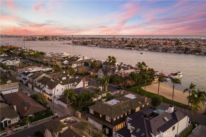 2411 Bayshore, Newport Beach, California 92663