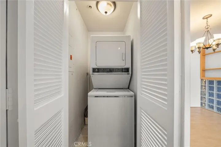 35 Linden, Long Beach, California 90802